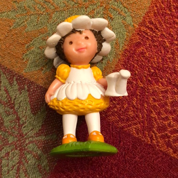 NIB Vintage 1983 Avon Products Daisy Dreamer Mini Blossom  Doll - Picture 2 of 16